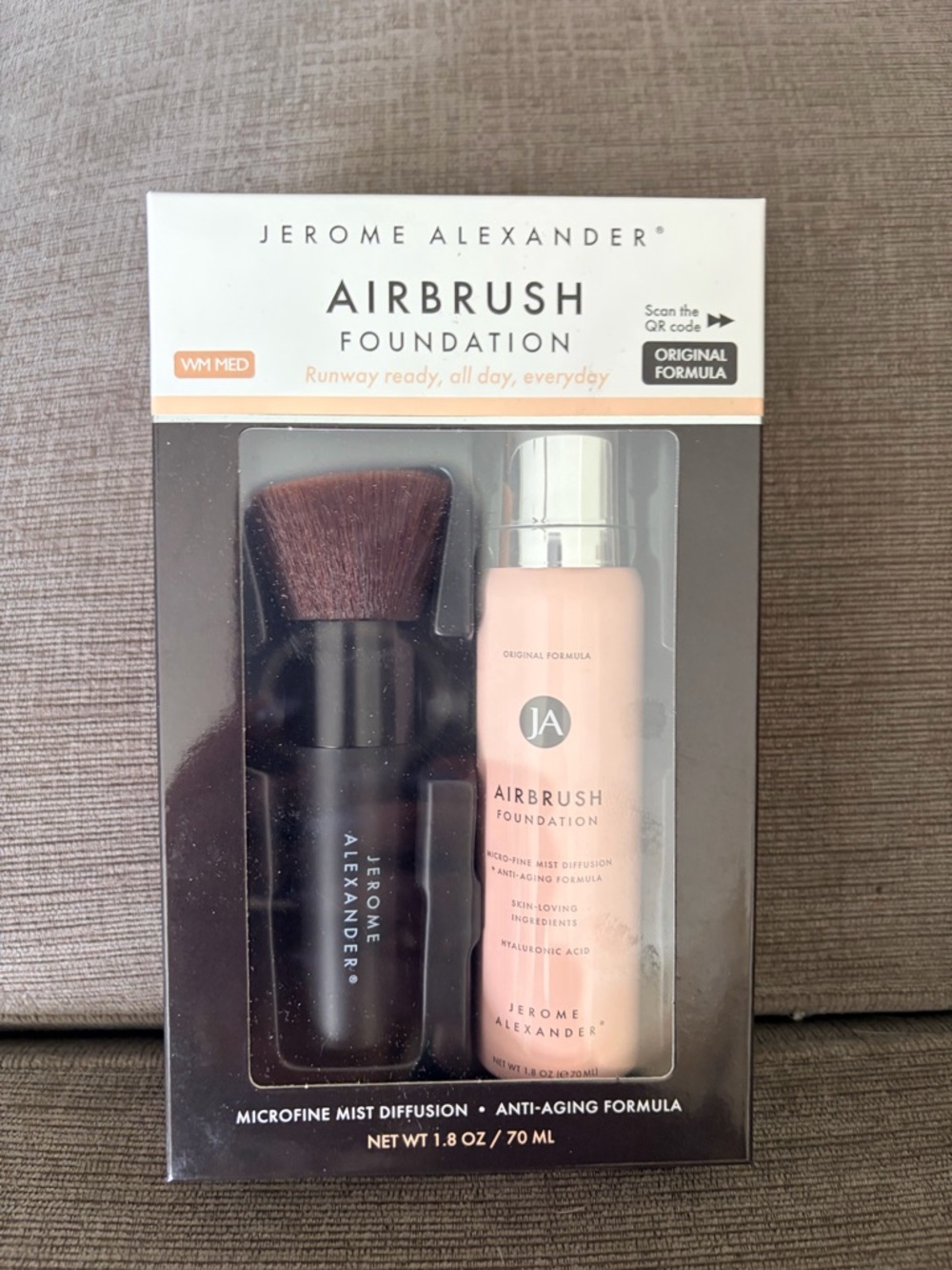 Airbrush Foundation (Pink) with Brush